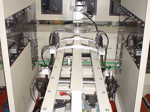 Handle assembly machine MMHT1000